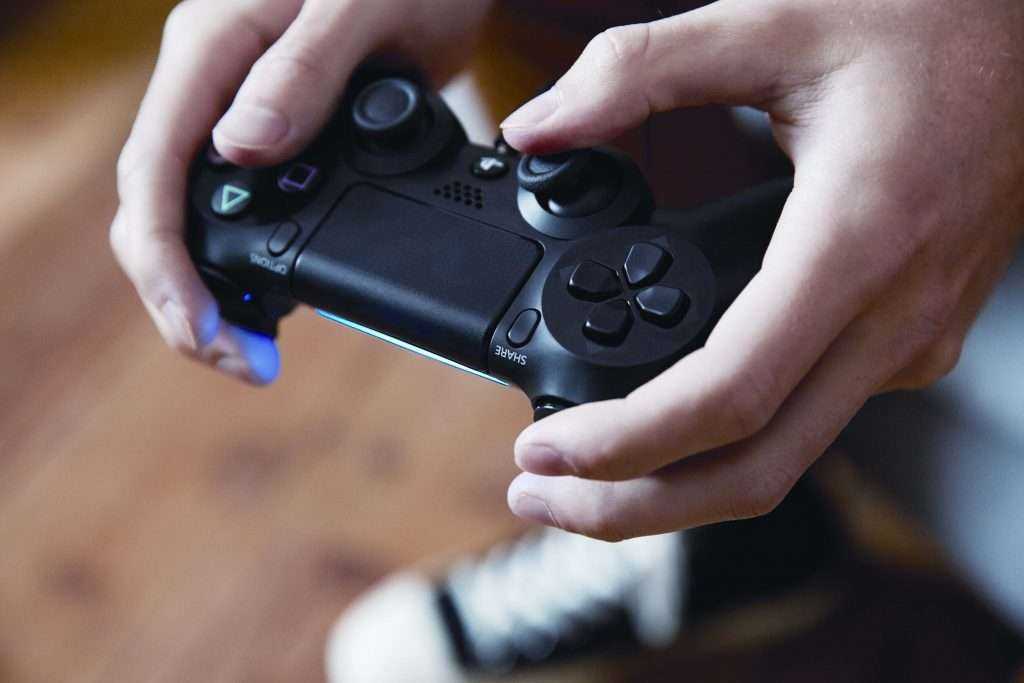 Игры для mac, в которые можно играть с помощью контроллеров playstation и xbox | итигик